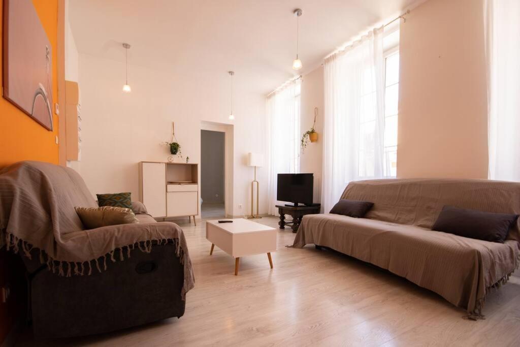La Fontaine Neuve-Avallon-5 Personnes-1 Chambre-3 Lits-Parking-Wifi Екстер'єр фото