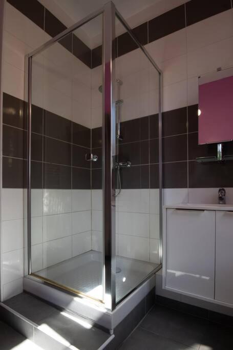 La Fontaine Neuve-Avallon-5 Personnes-1 Chambre-3 Lits-Parking-Wifi Екстер'єр фото